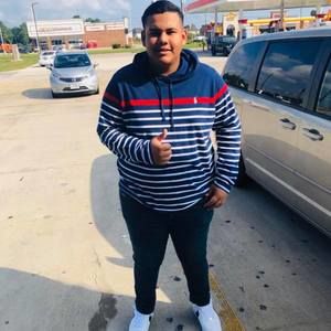 Meet your Posher, Carlos obed